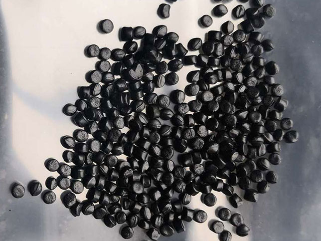 塑料色母粒会不会影响制品的光泽度？